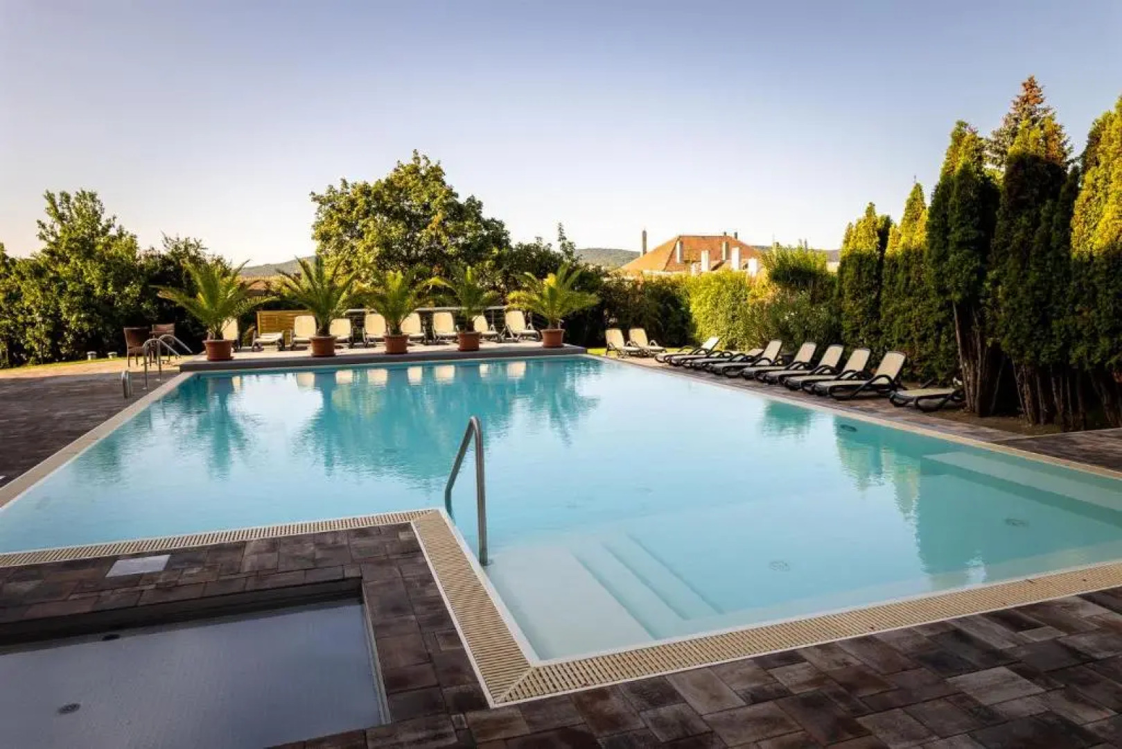 Vinosseum Bor- és Apartmanház