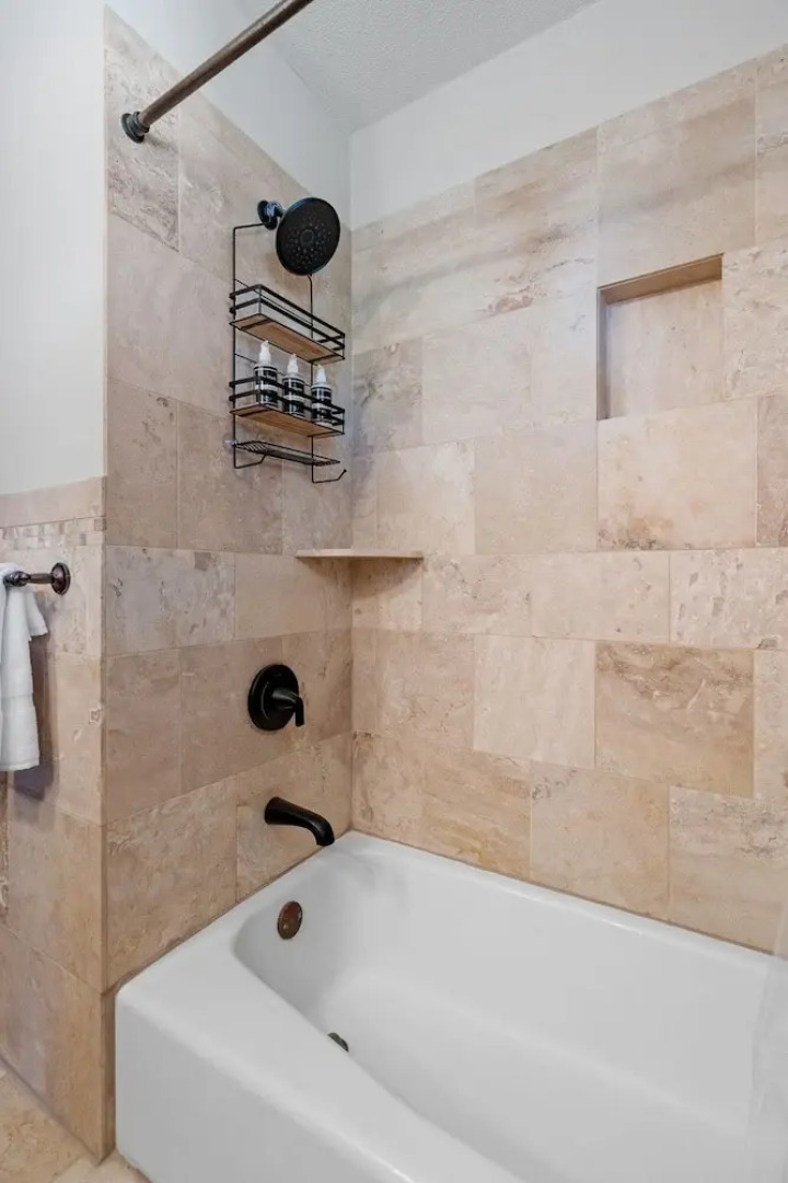 Crystal Lake Clubhouse