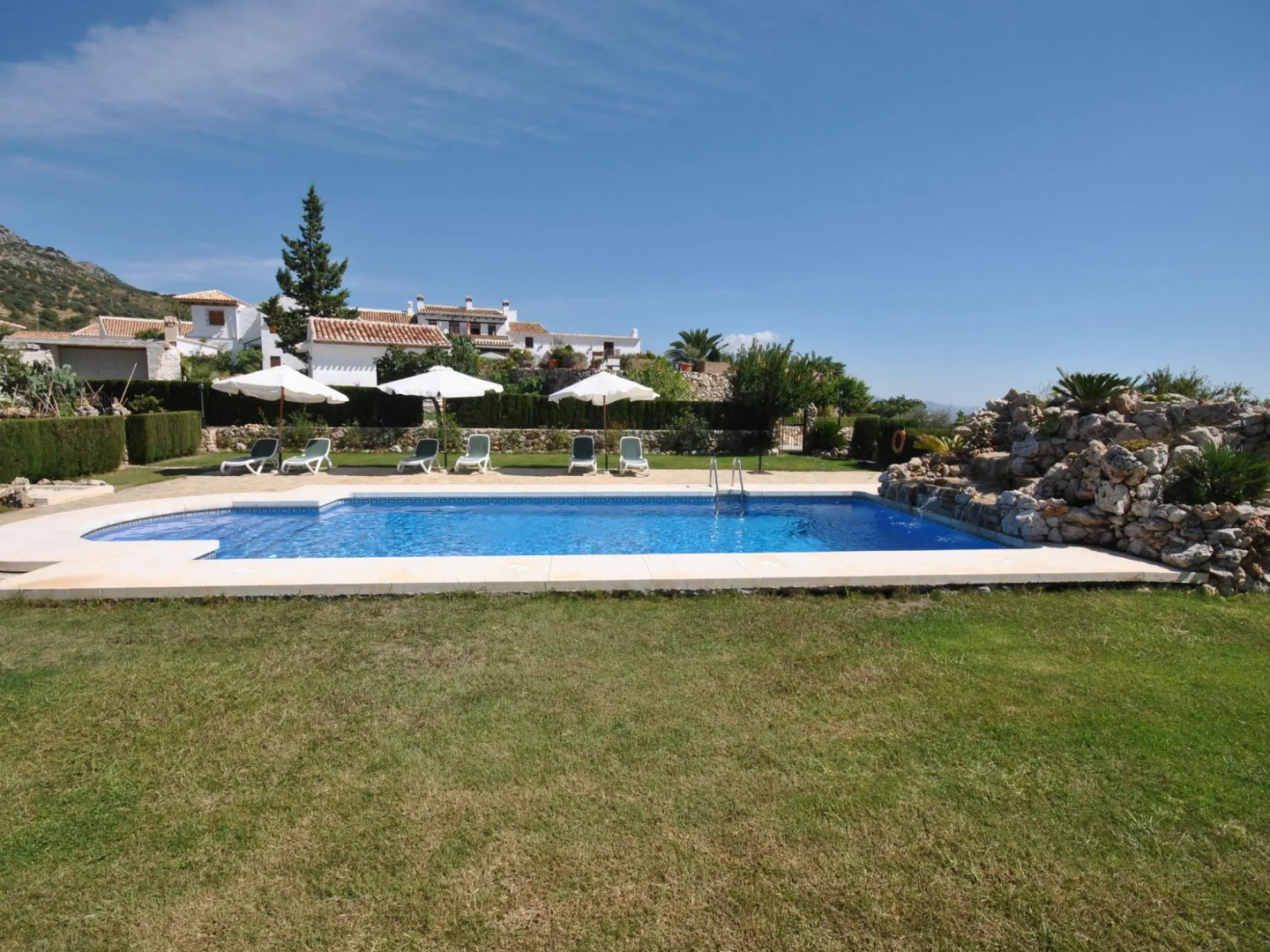 Apartment in Ancient Farm Located in Beautiful Mountainous Scenery in Periana