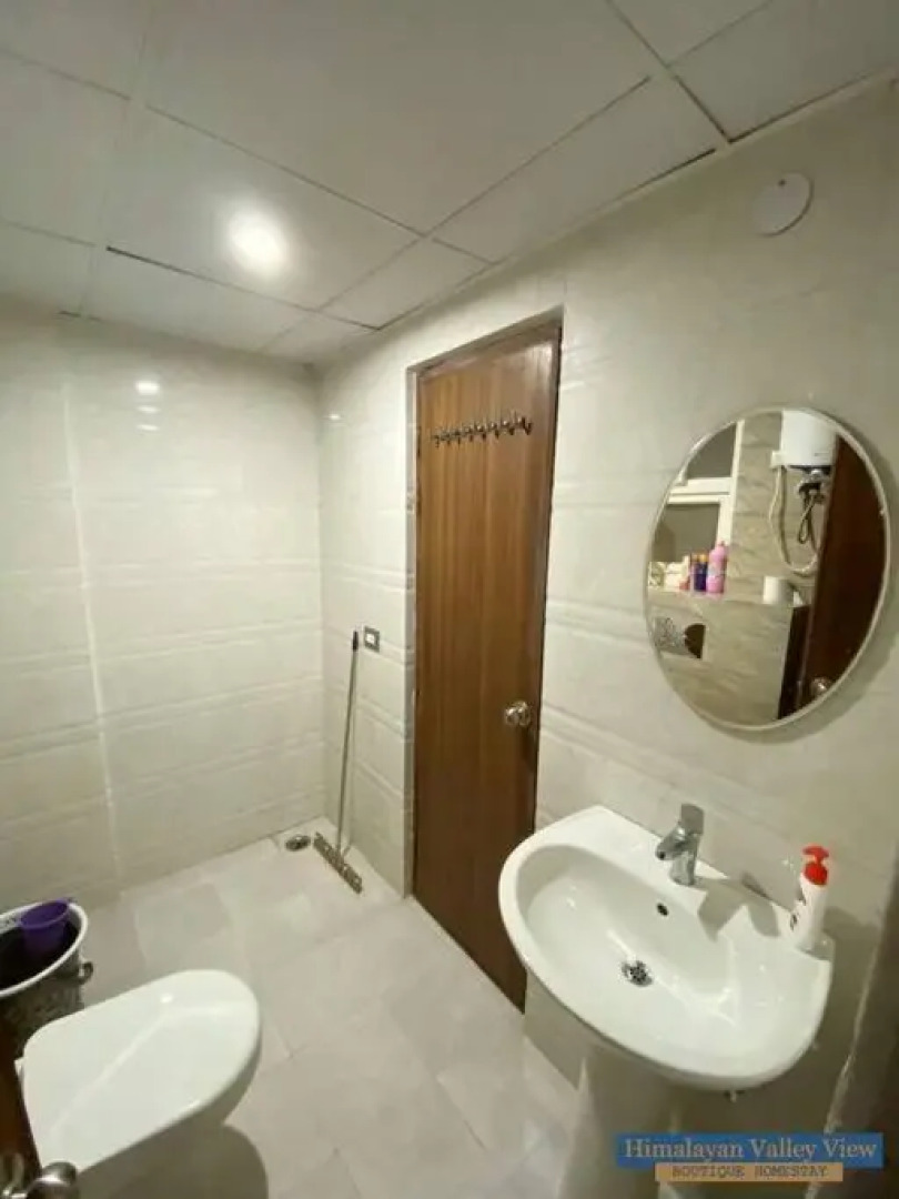 Himalayan Valley View - A boutique homestay