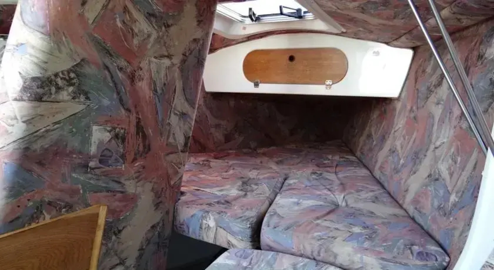 Nocleg na jachcie - Sportina 680