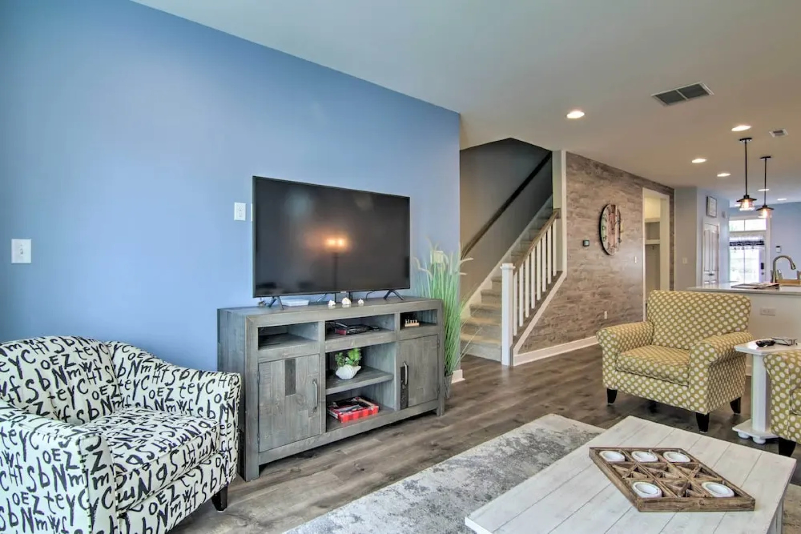 2 Mi to Bethany Beach: Modern Townhome w/ Patio