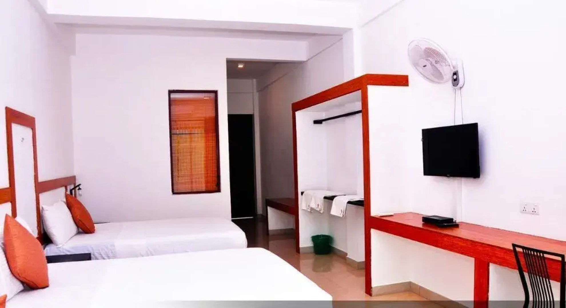 G.M.T. Sorabora Village Hotel
