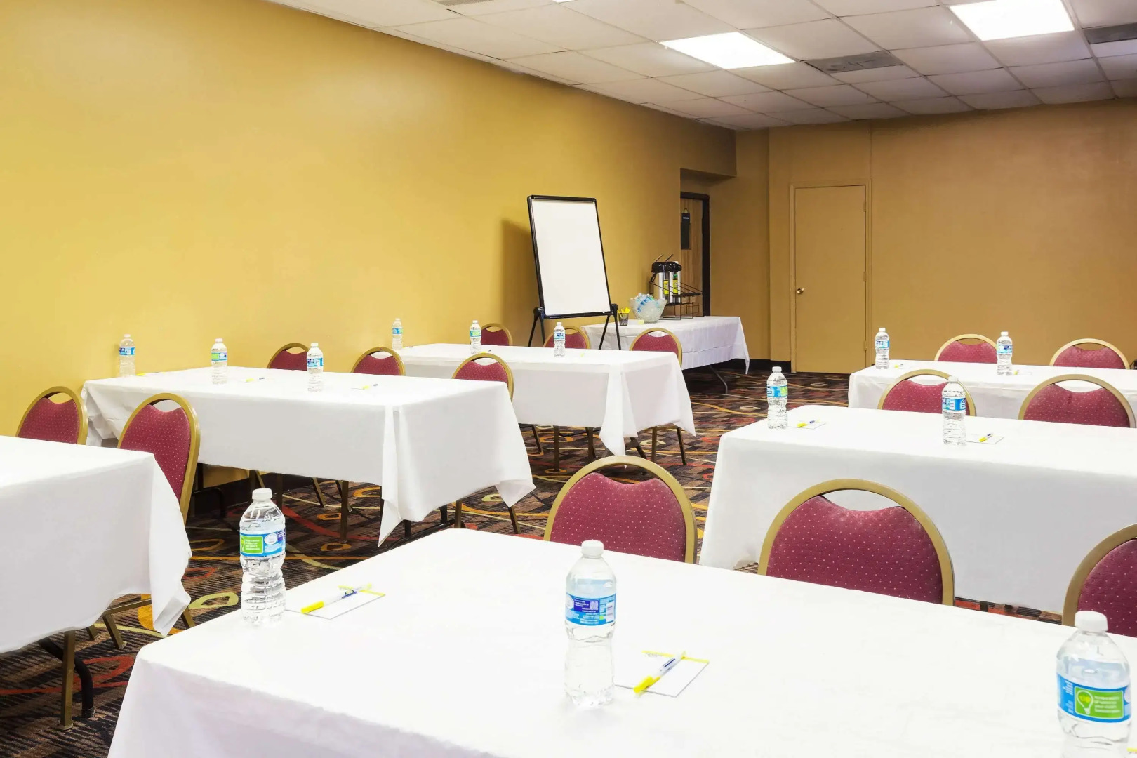 Days Inn by Wyndham Lafayette/University