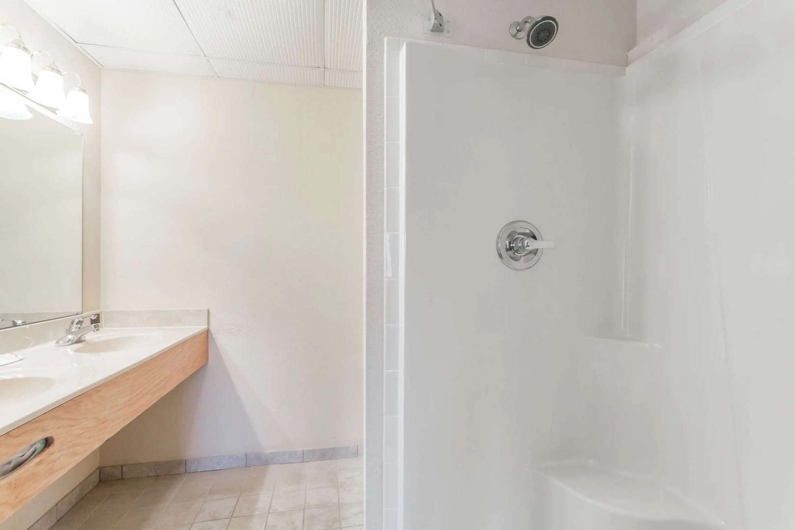 Super 8 by Wyndham Gallipolis Pt Pleasant Area