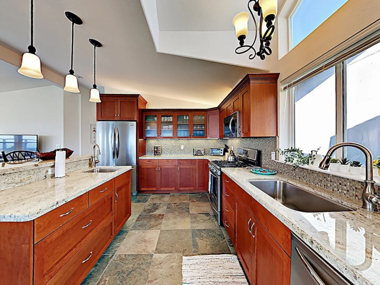 New Listing! Bodega Bay Oasis, Walk To Beach Home