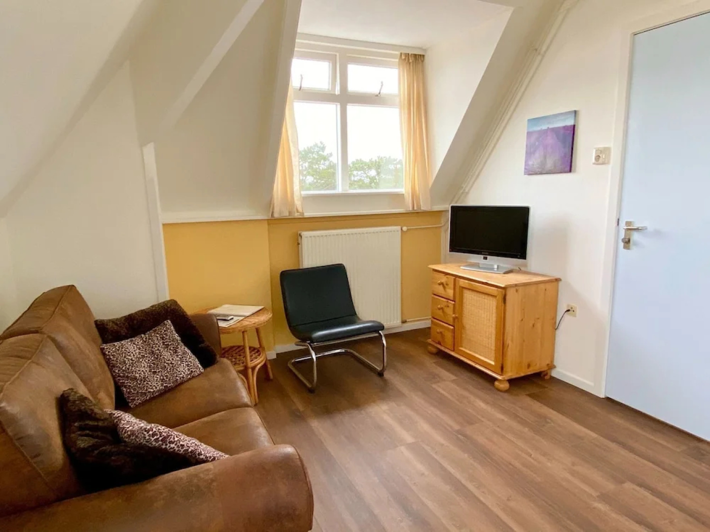 Apartment in Bergen aan Zee Near the Beach