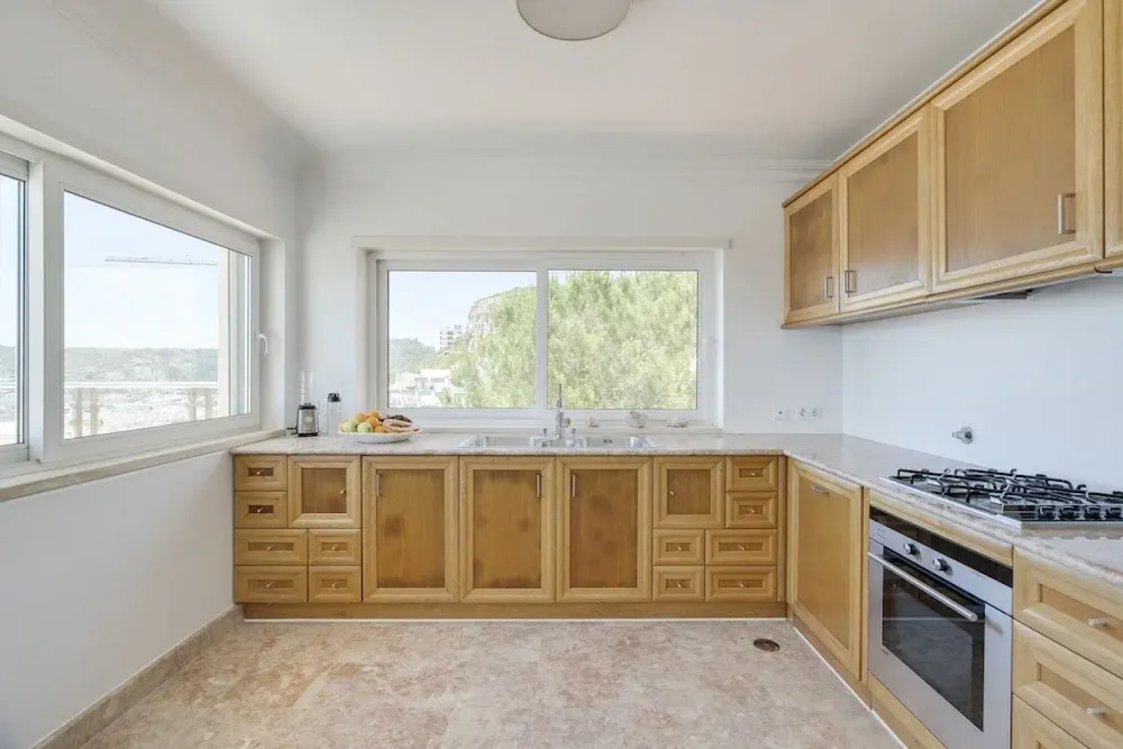 Coastline Arrabida Villa by Cadenzalux