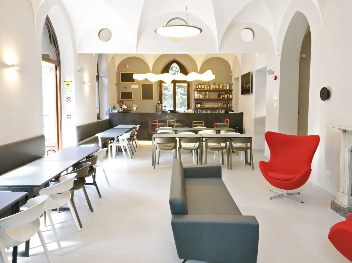 Babila Hostel & Bistrot