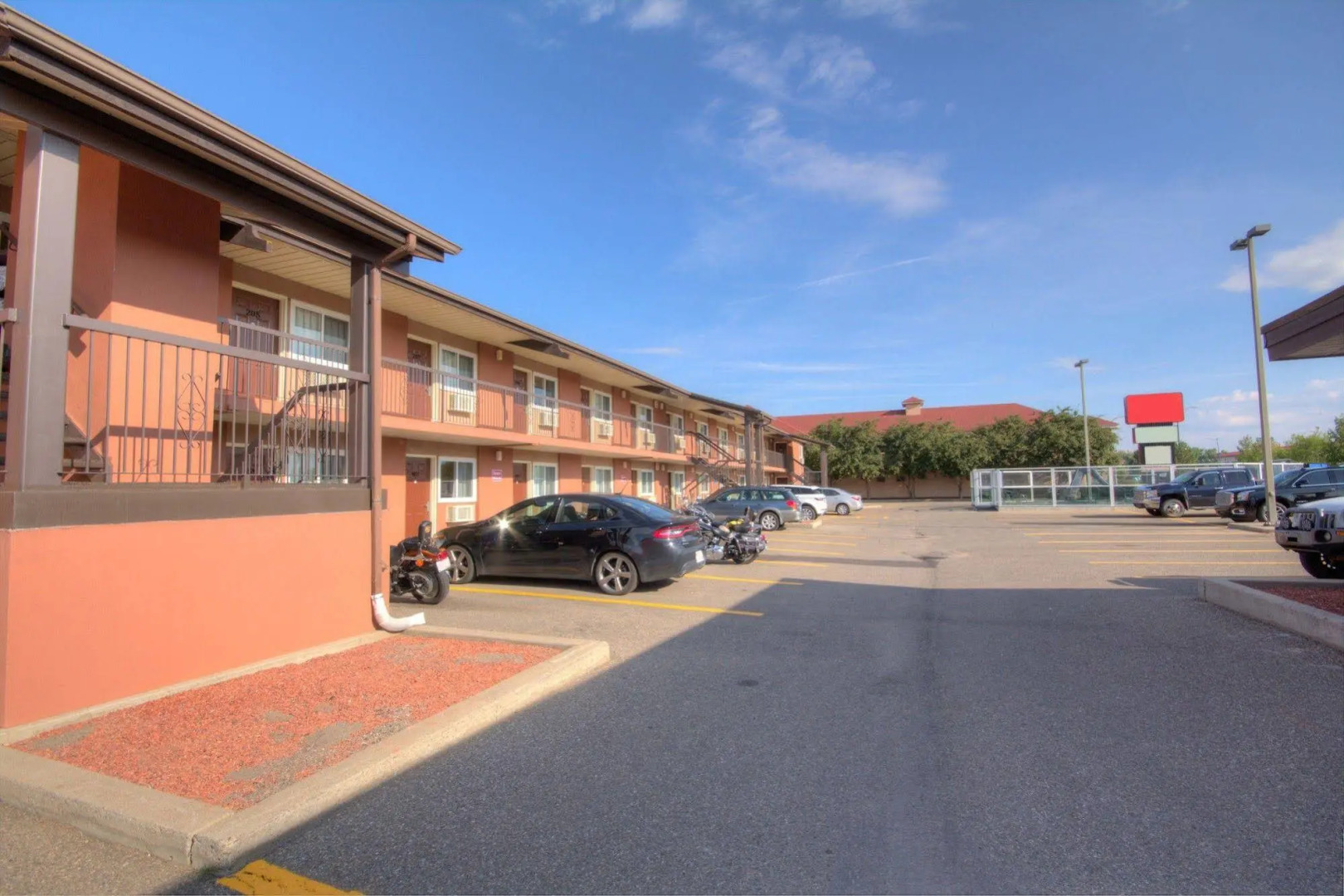 Motel 6 Lethbridge, AB