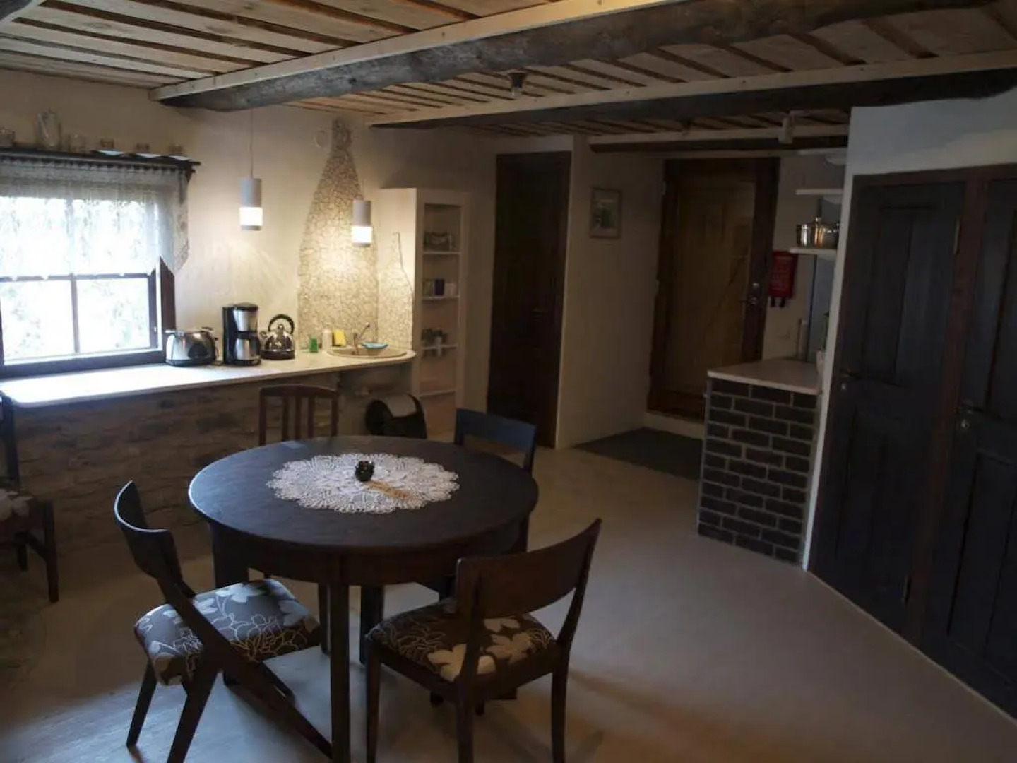 Aaduaida Holiday House