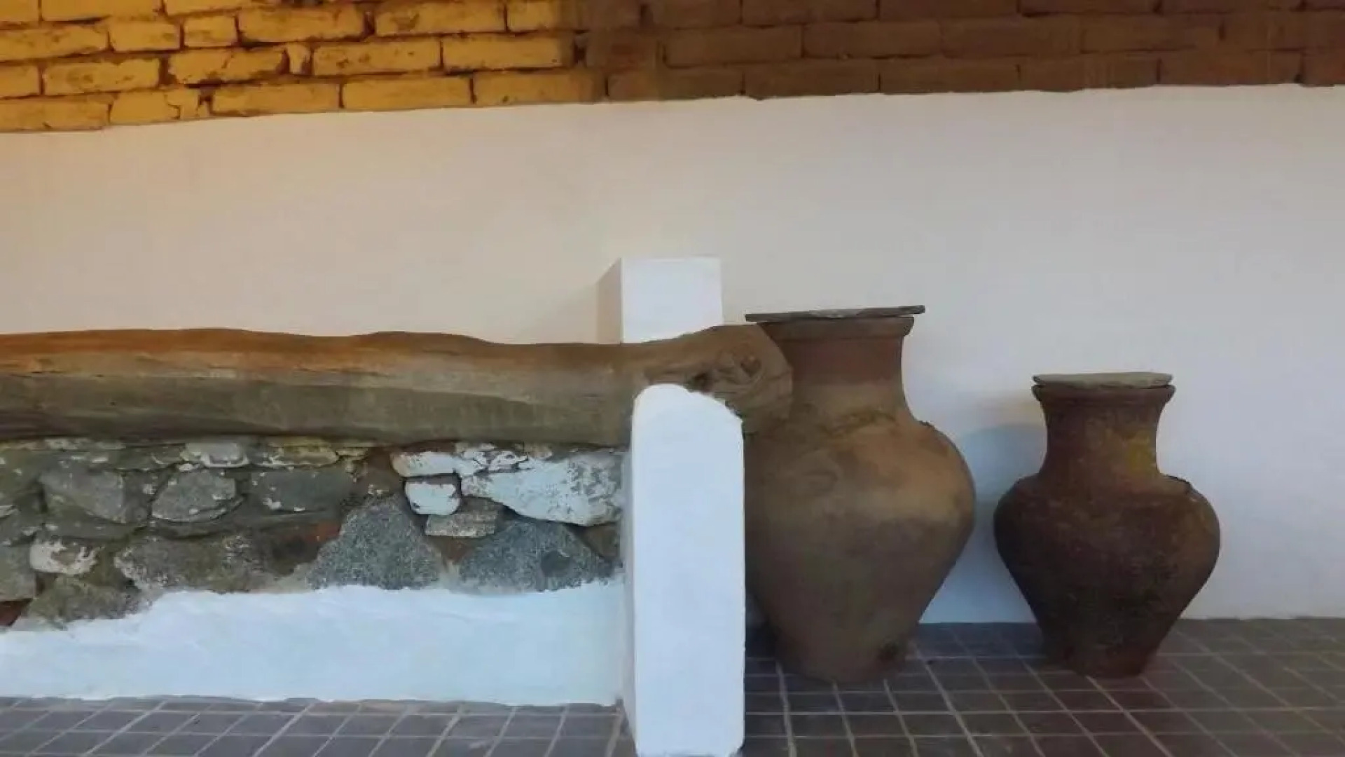 Casa dos Vizinhos - Casas de Taipa