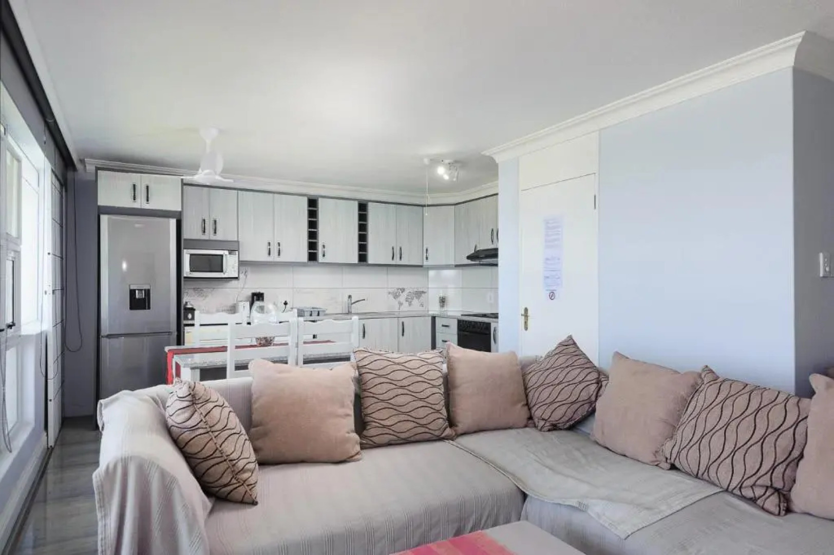 Chakas Cove 38 - LOAD SHED FREE