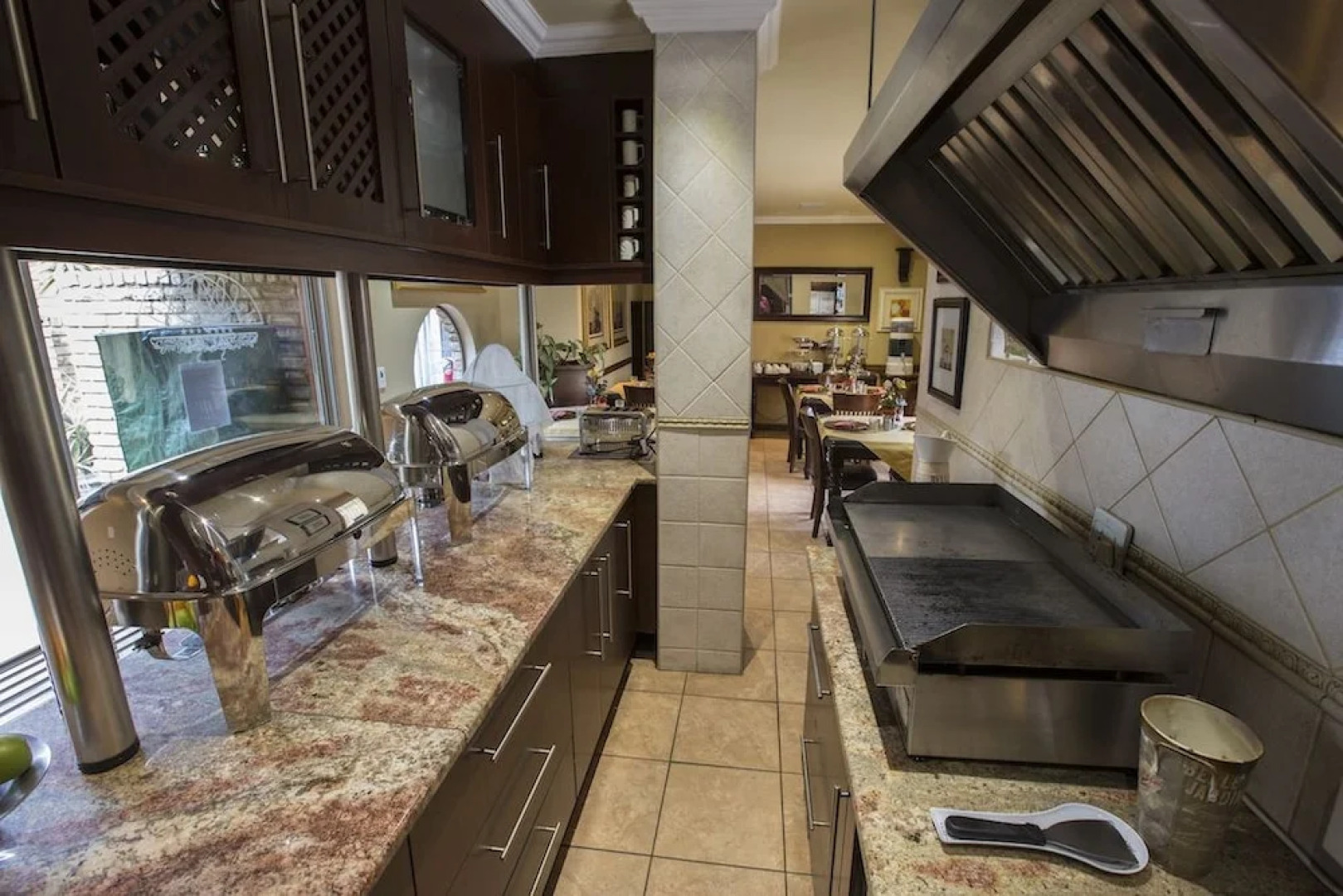 Le Cozmo Guest House