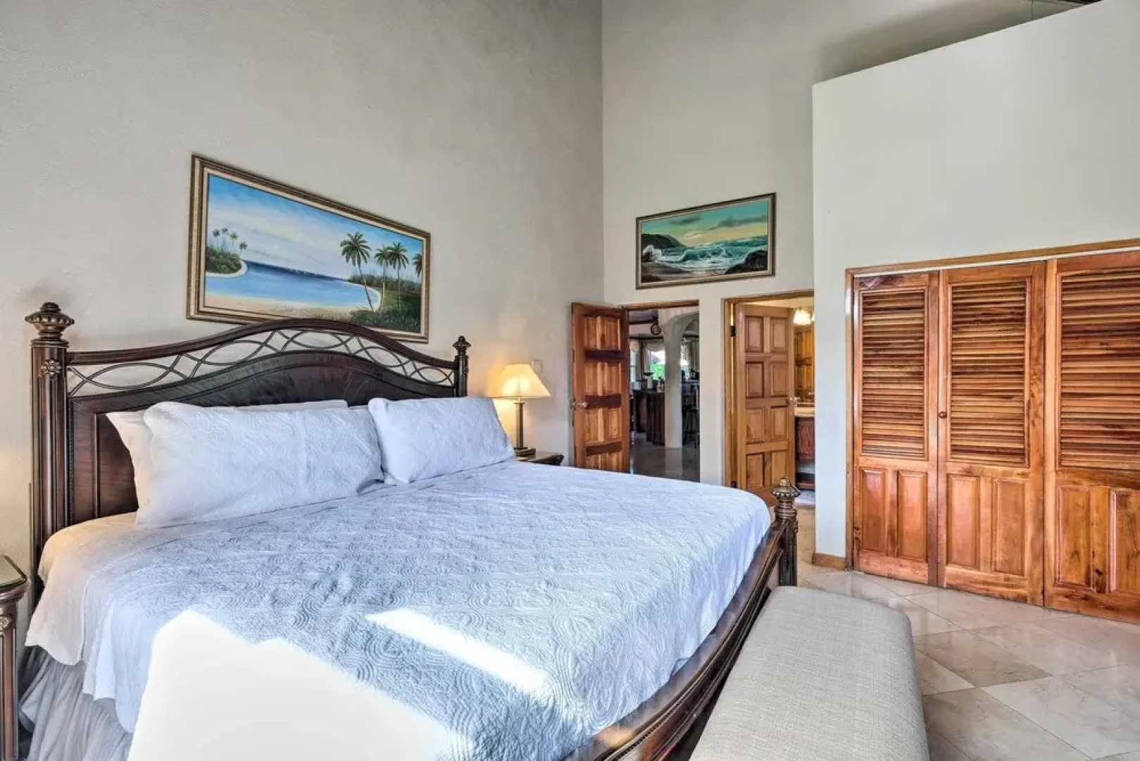 Oceanfront 'majestic Beach House' w/ Gym + Pool!