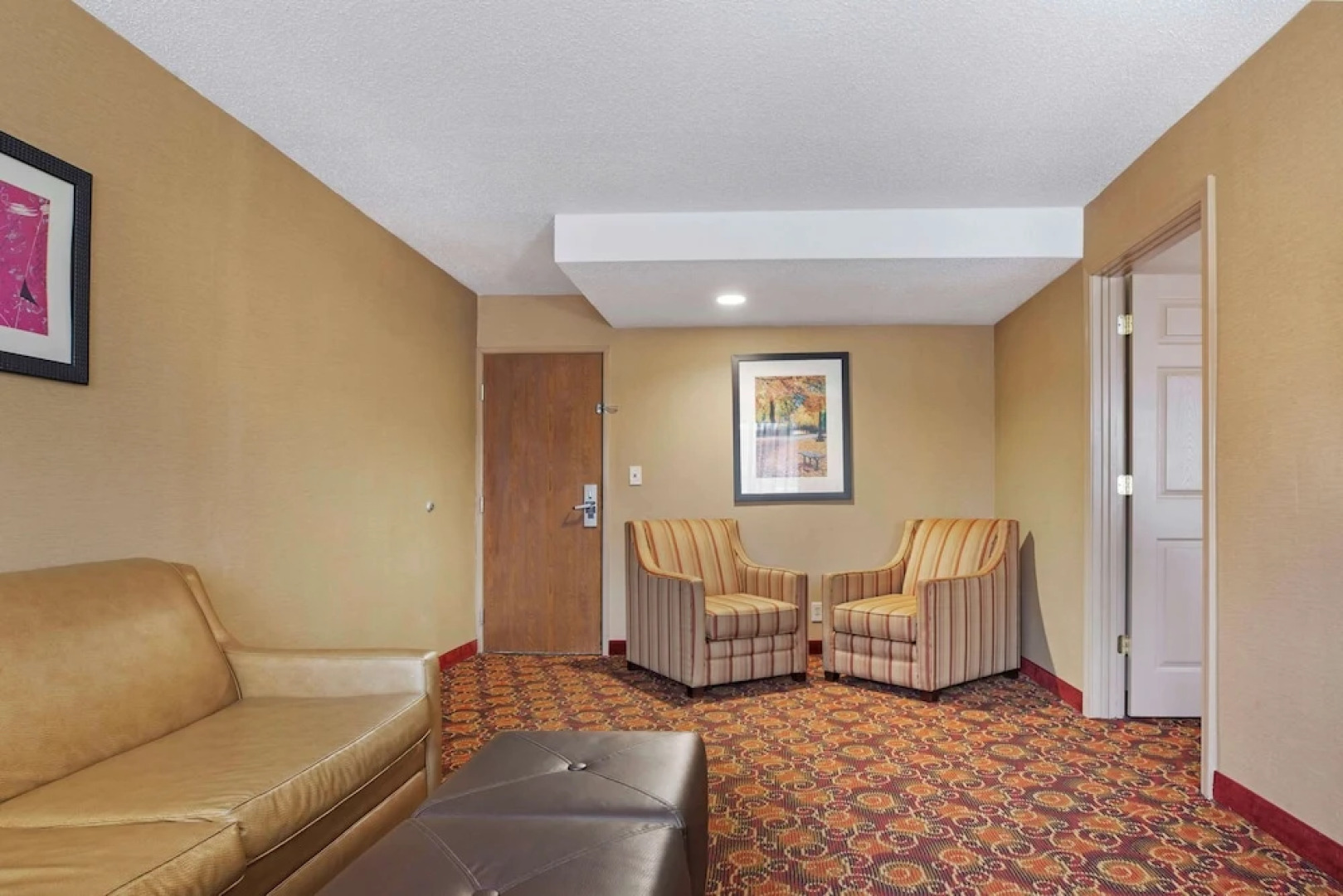 Holiday Inn Express Sharon