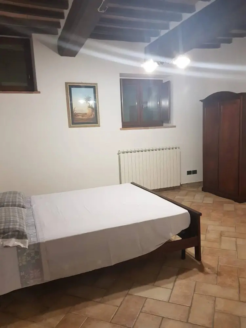 Portion of a Farmhouse With 30 Beds - 4 Apartments and 2 Rooms