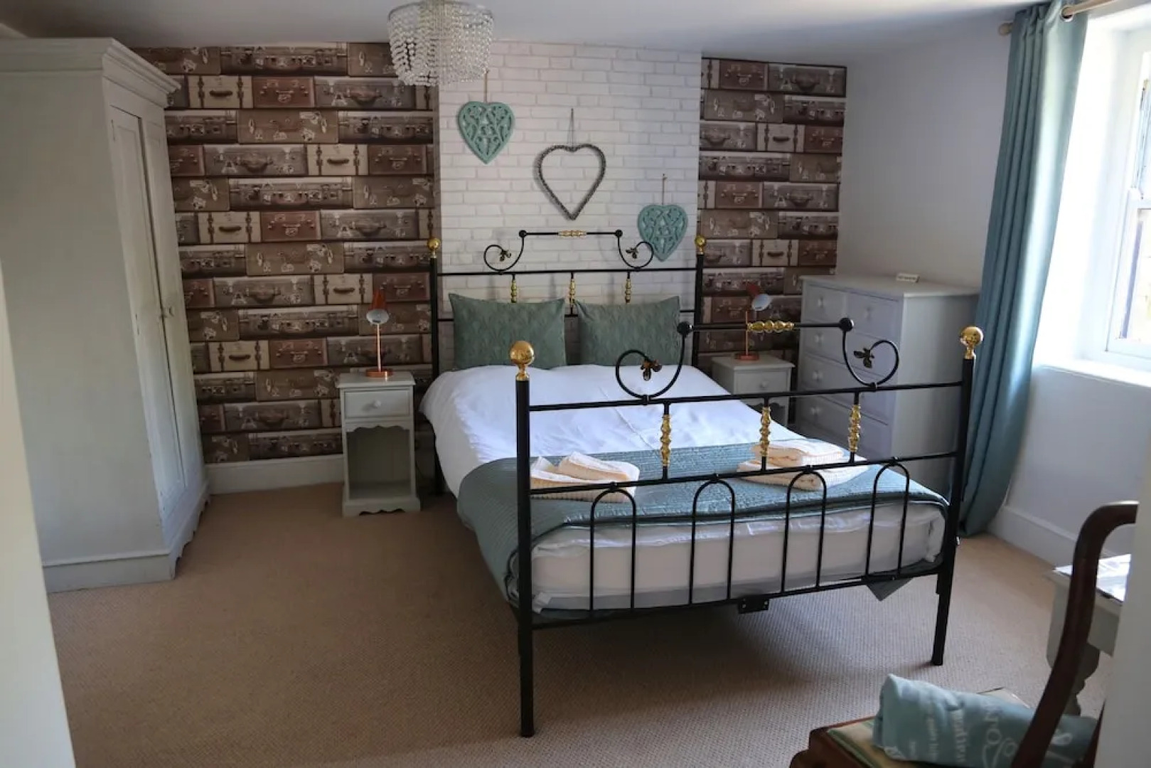 The Old Millhouse Inn