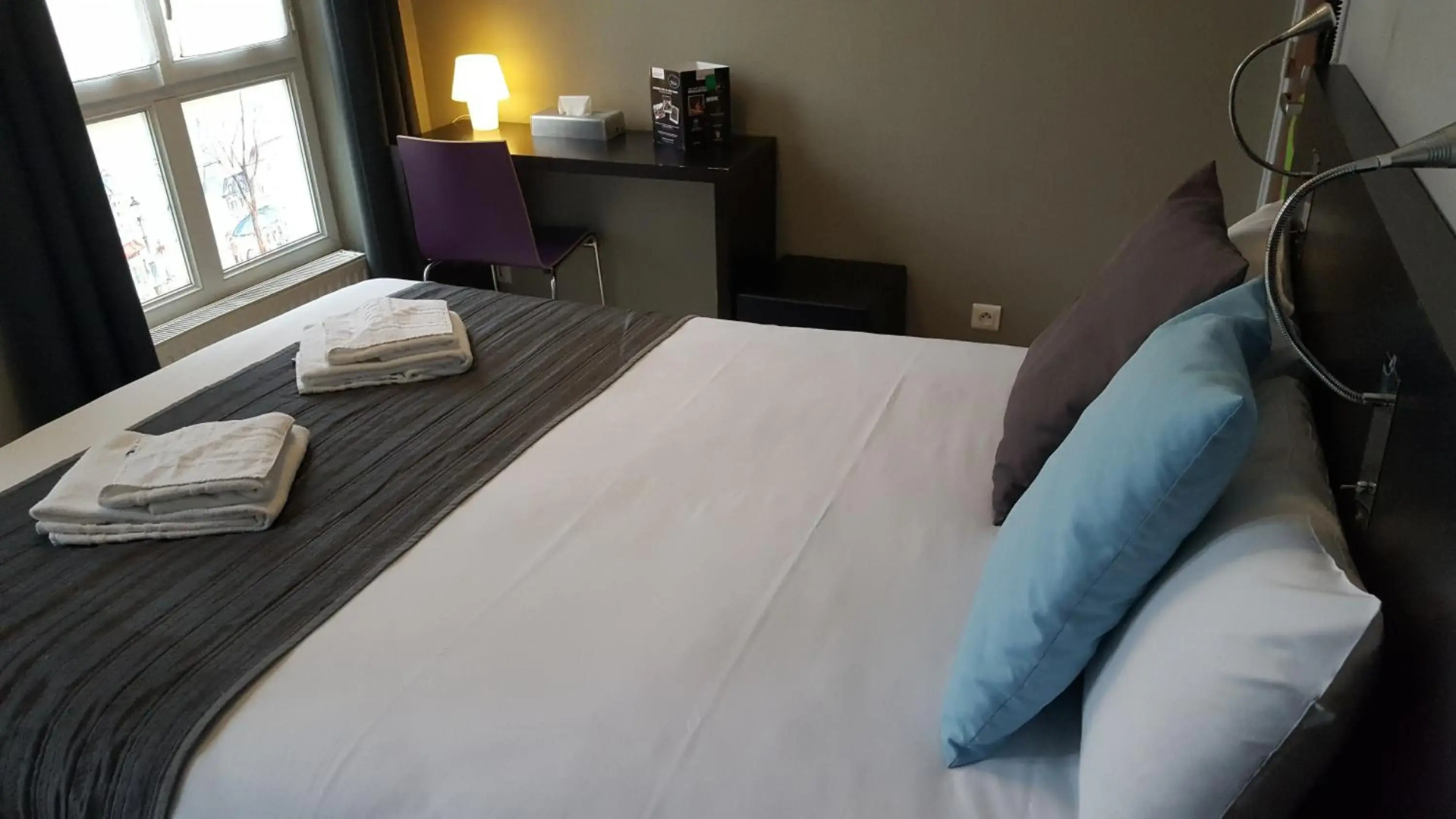 Хостел Le Montclair Montmartre by River