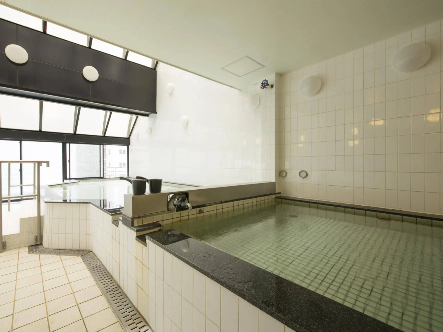 Capsule Hotel The Inn