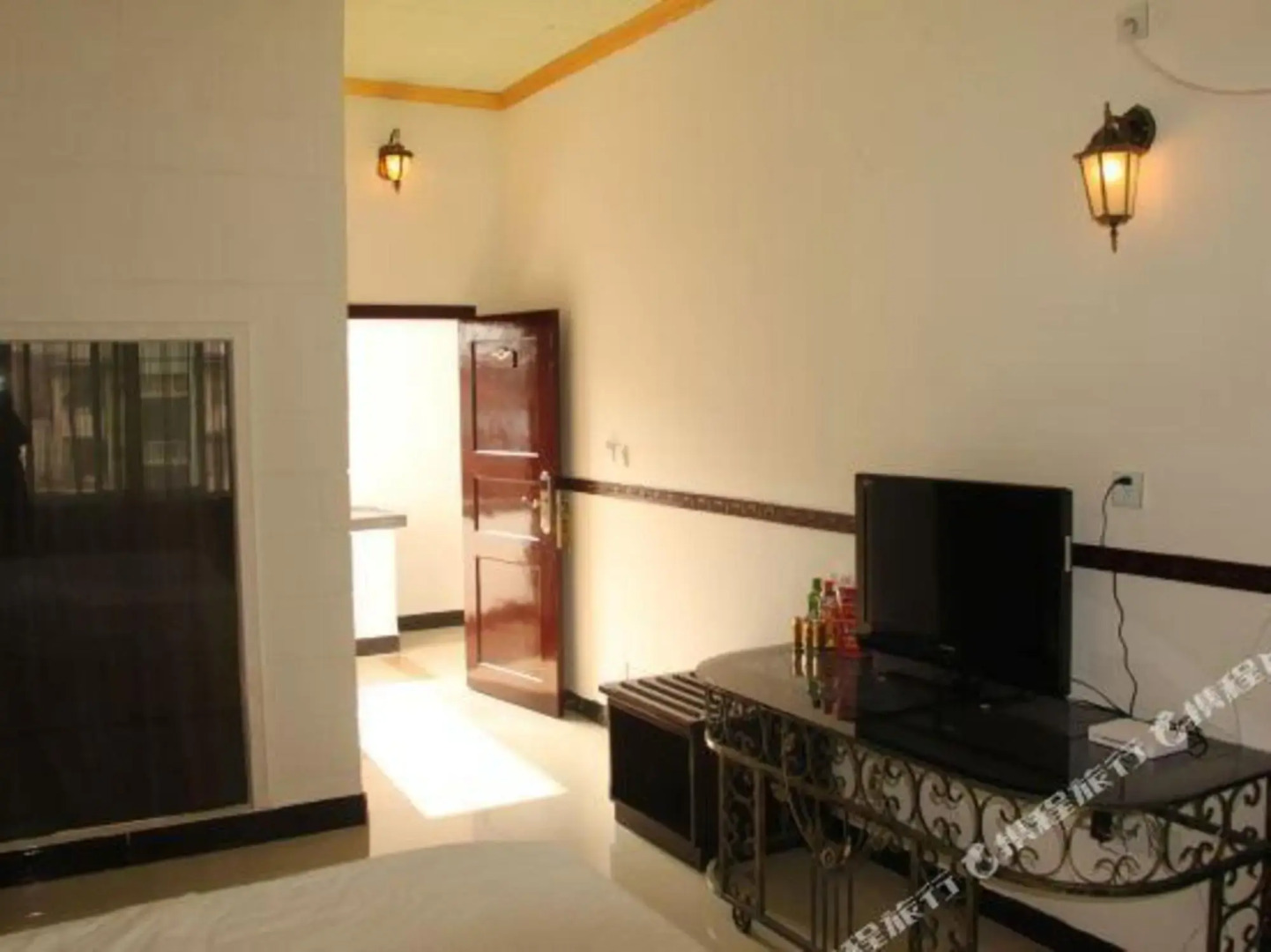 Tianbao Chain Hotel Baise Zhongshan