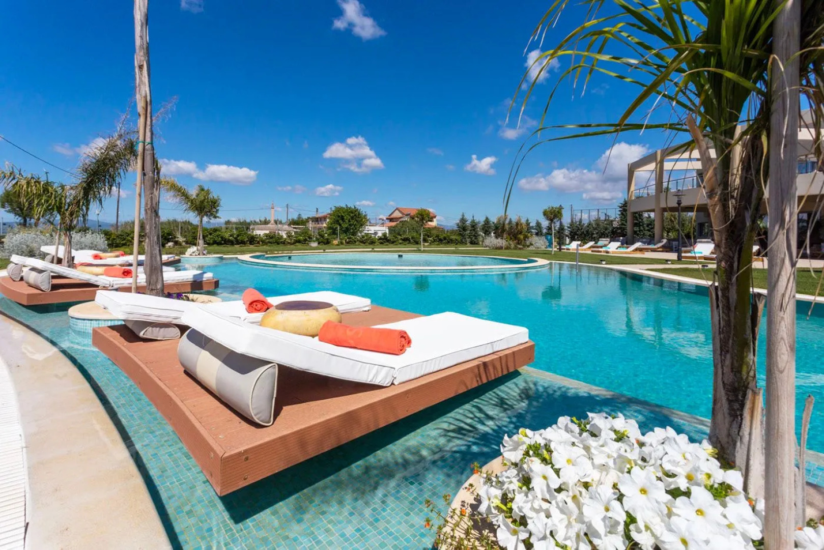 Elysian Luxury Hotel & Spa