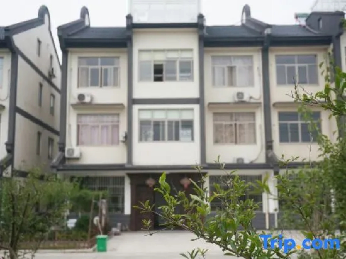 Yijia Xiaoju Inn Wuzhen