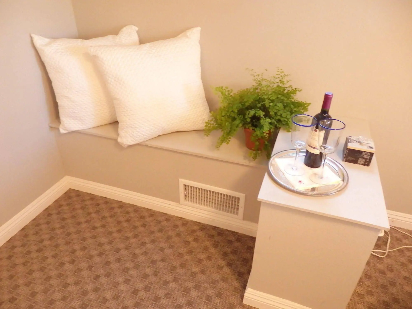 Rhinestone Rose Inn & Wellness Center