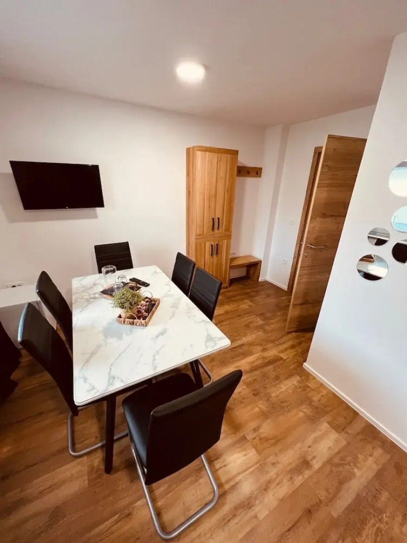 PJagodic Hotel Cerklje