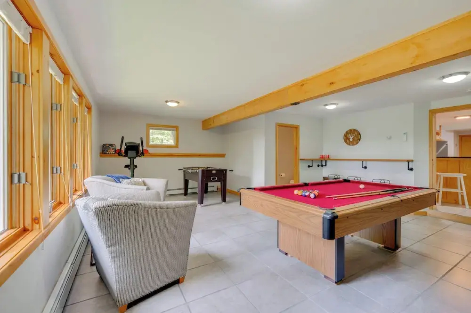 Ski, Hike & Game: White Mountains Family Retreat