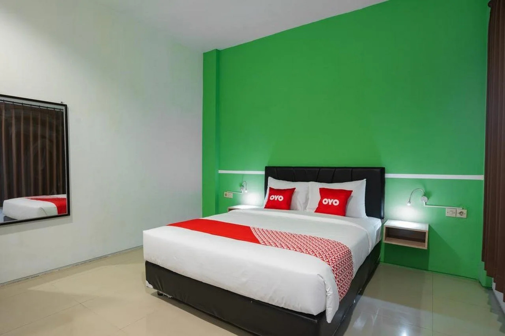 OYO Flagship 1575 Urban 18