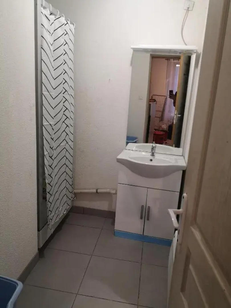 F1 1er étage 3 personnes