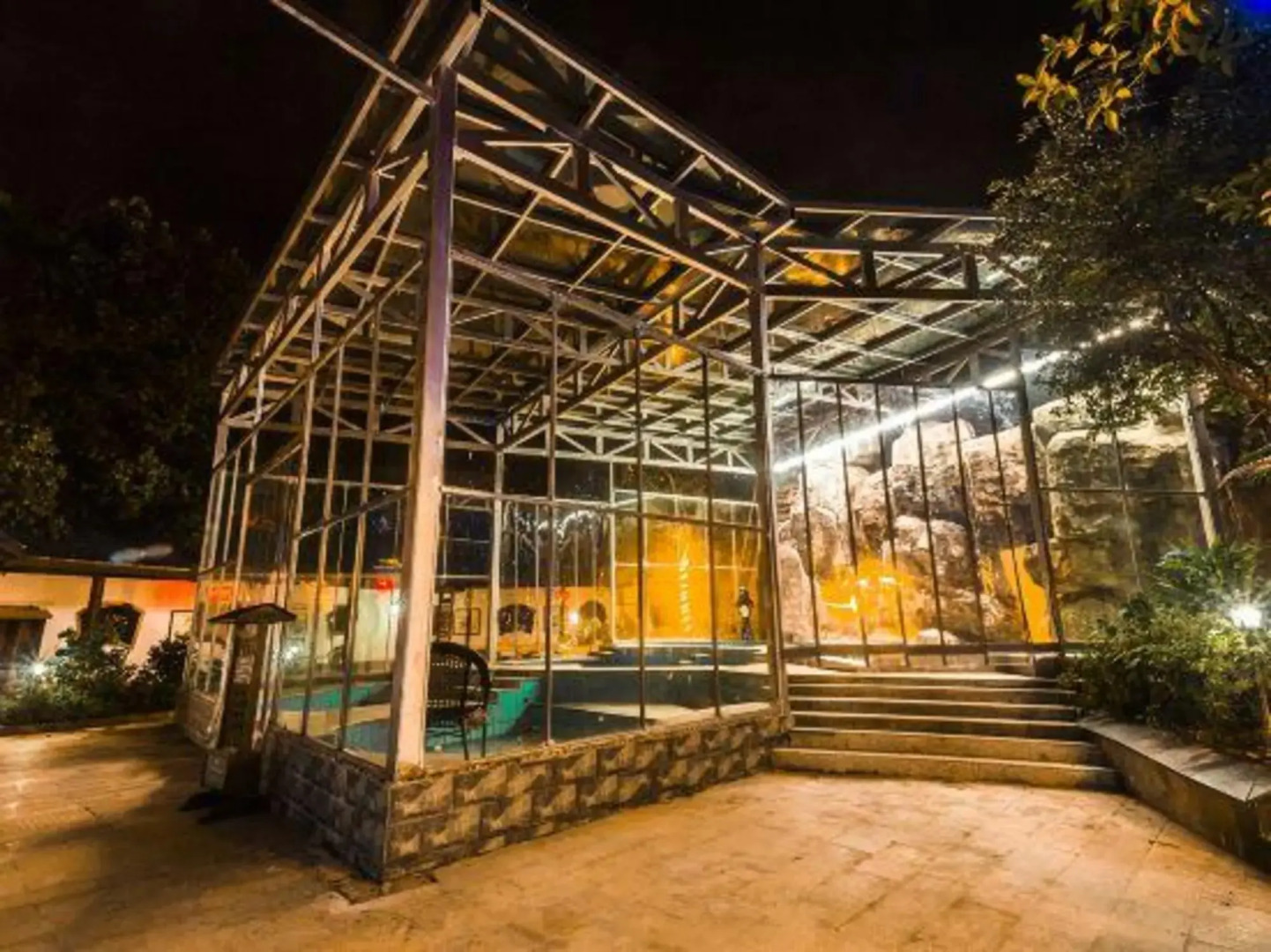 Xianning Chutian Yaochi Hot Spring Resort