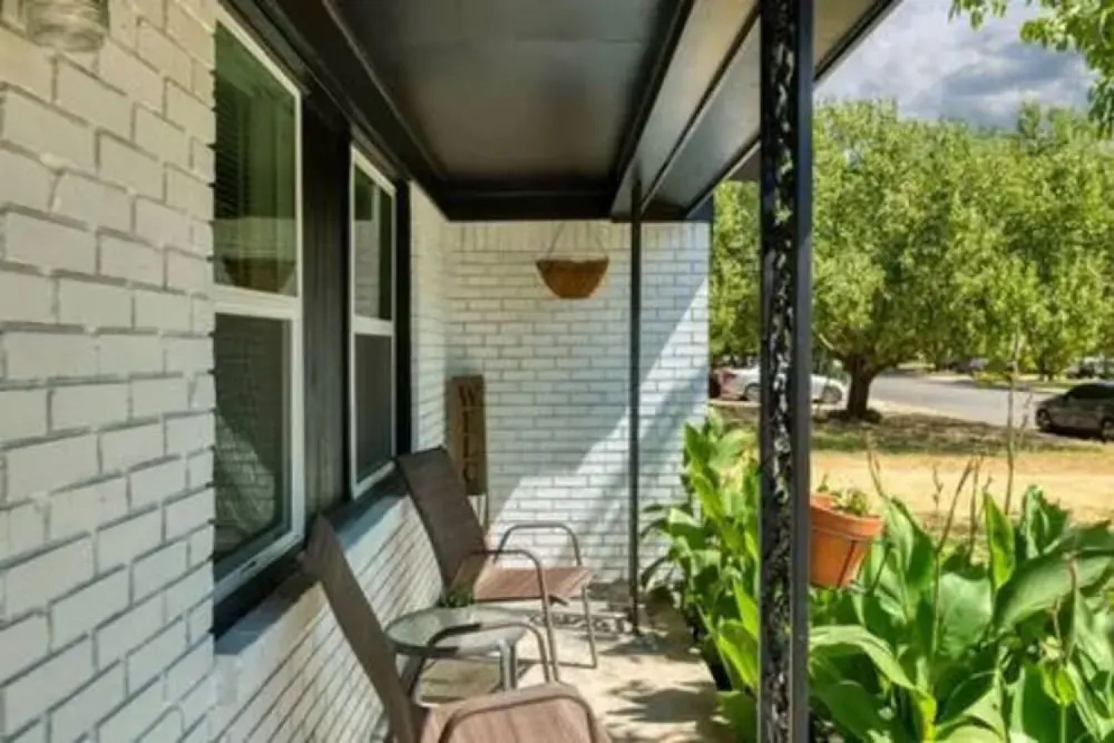 Cozy Spacious Allergy Friendly Retreat - 4BR