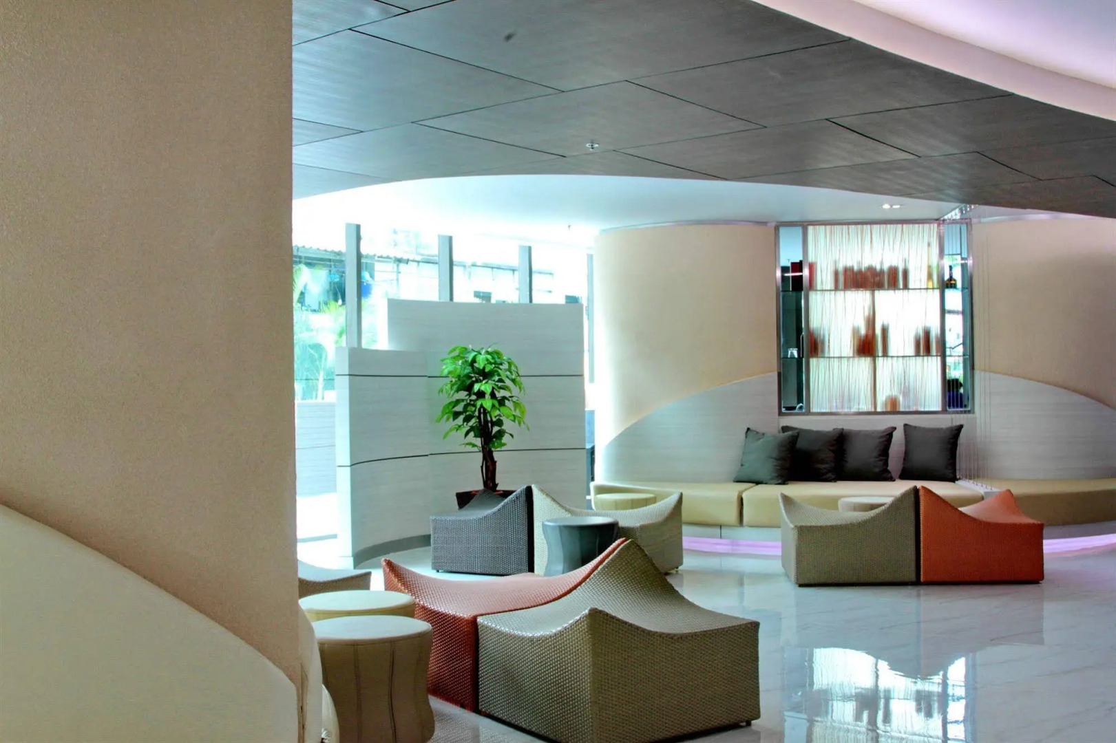 The Pattaya Discovery Beach Hotel Pattaya