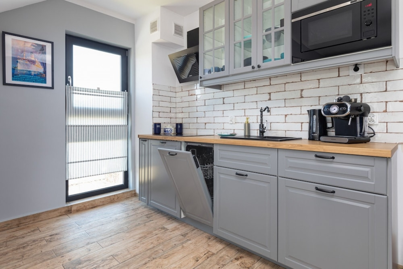 Little Laguna Apartments by Renters