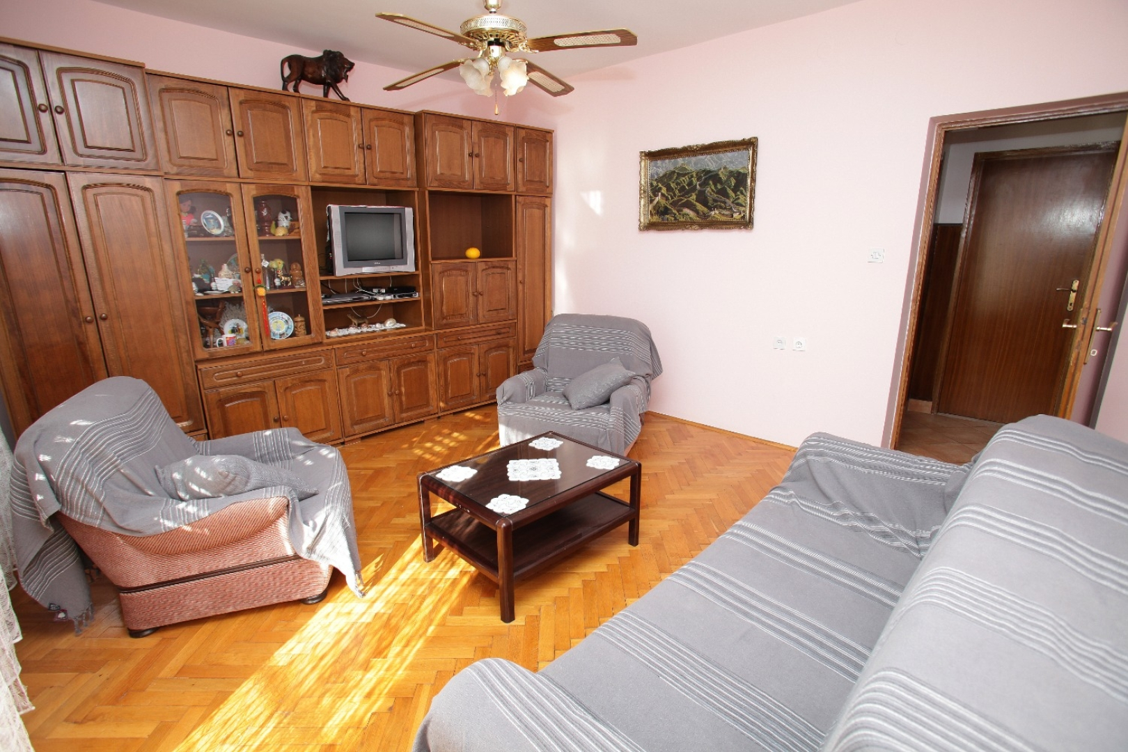 Apartment Marin - comfortable apartment near sea: A1 Vinisce, Riviera Trogir