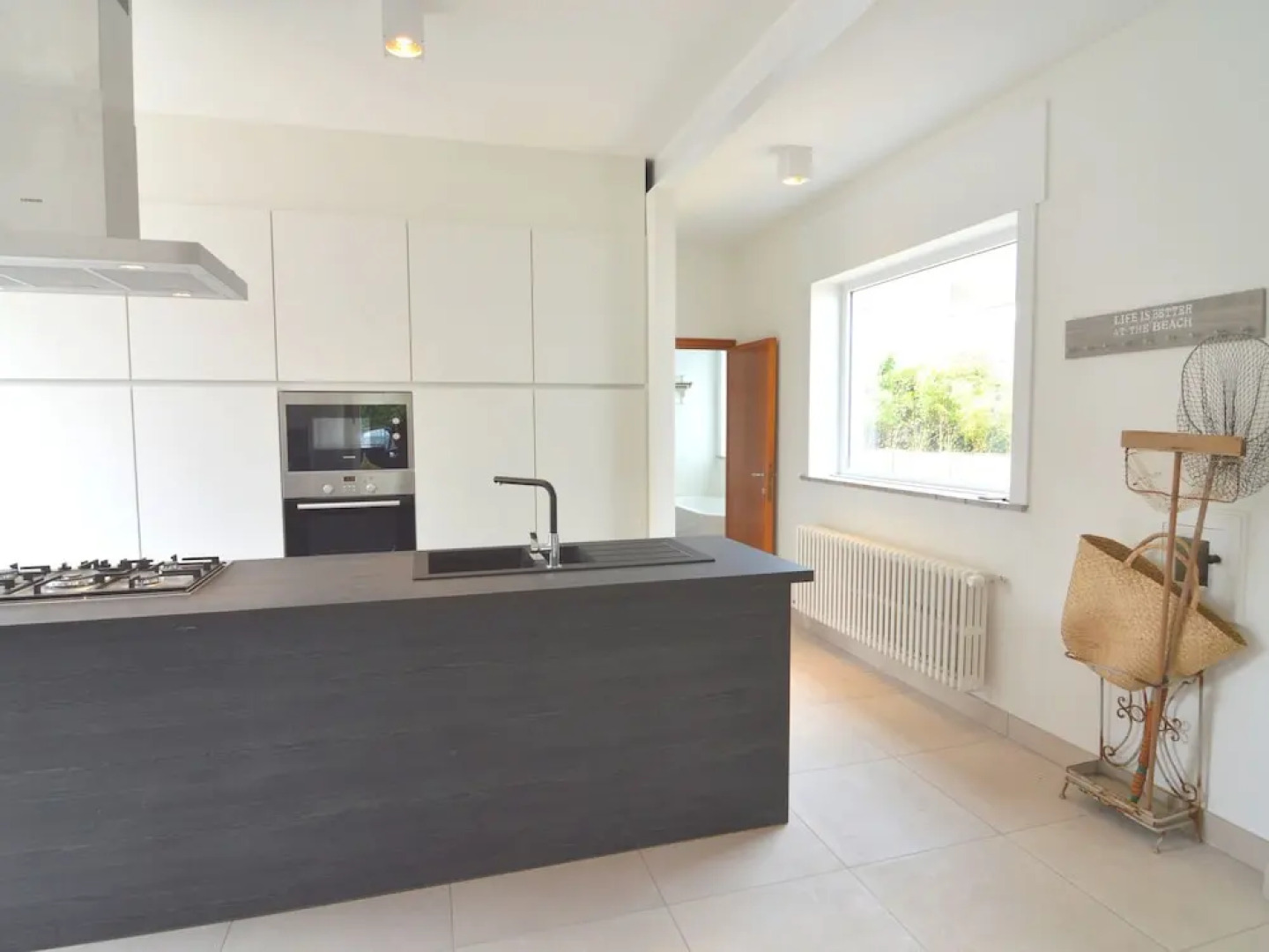 Captivating Villa in de Panne with Garden