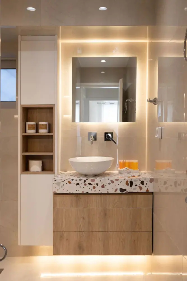 Seaside Elegance Brand New 2BD Luxury Stay