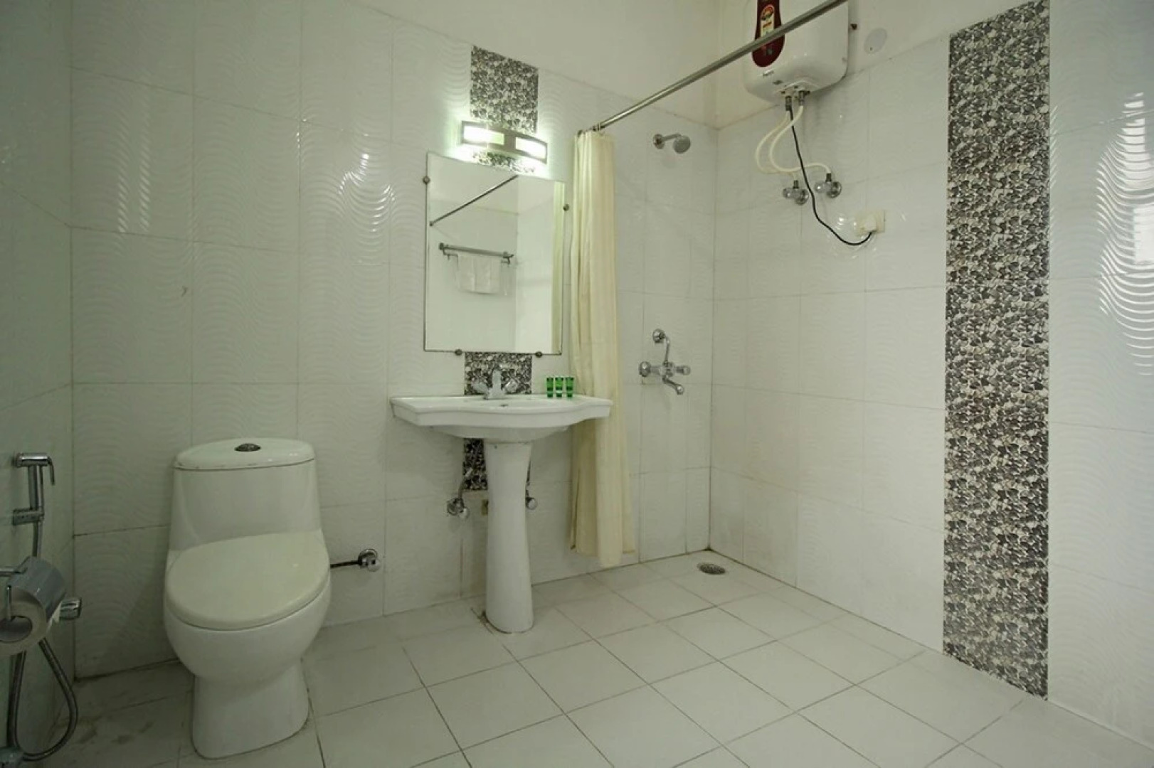 Mint Marbella Suites