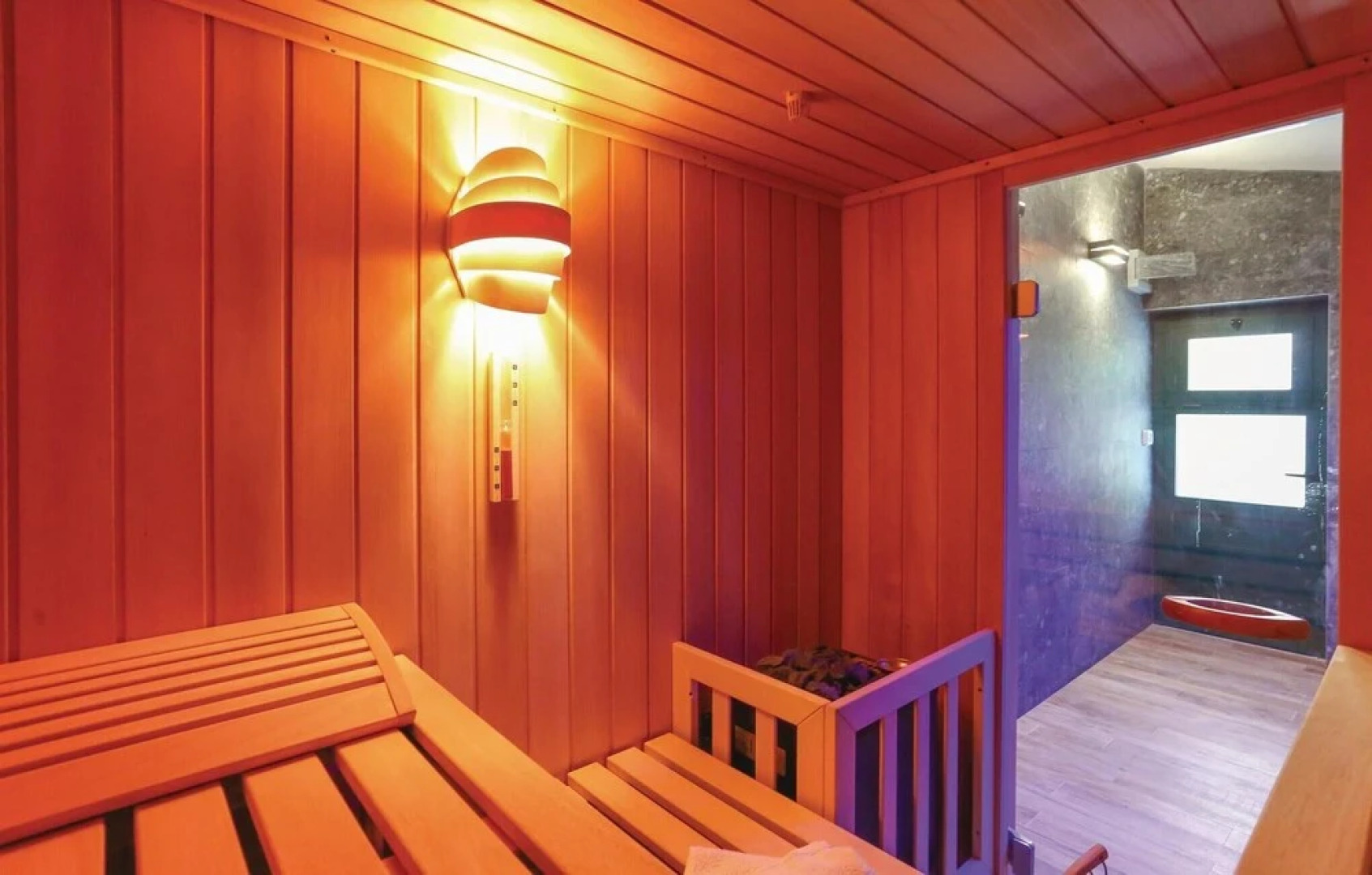 Awesome Home in Kastel Luksic With Sauna, Wifi and 6 Bedrooms