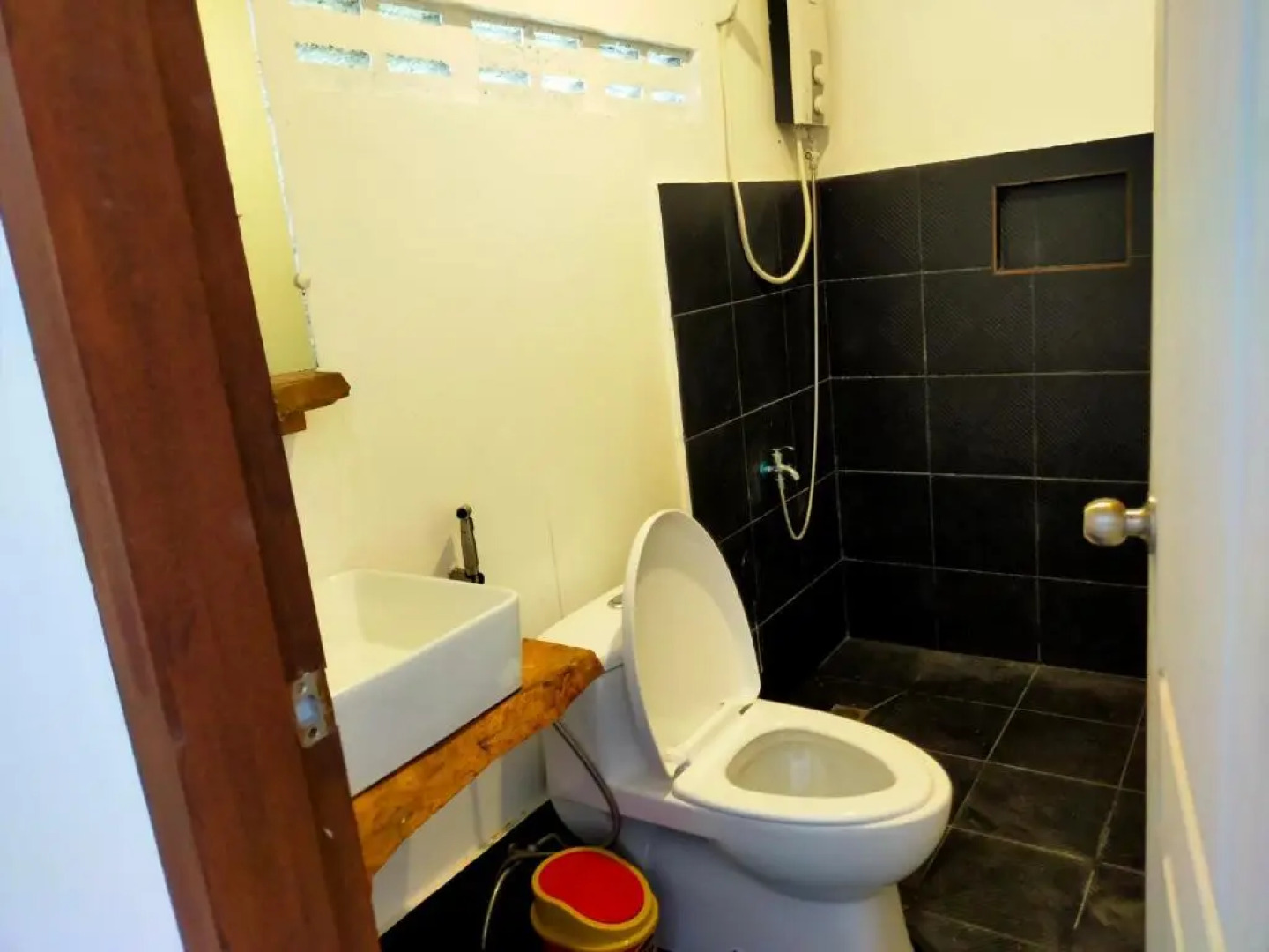 North Shore Beach Resort