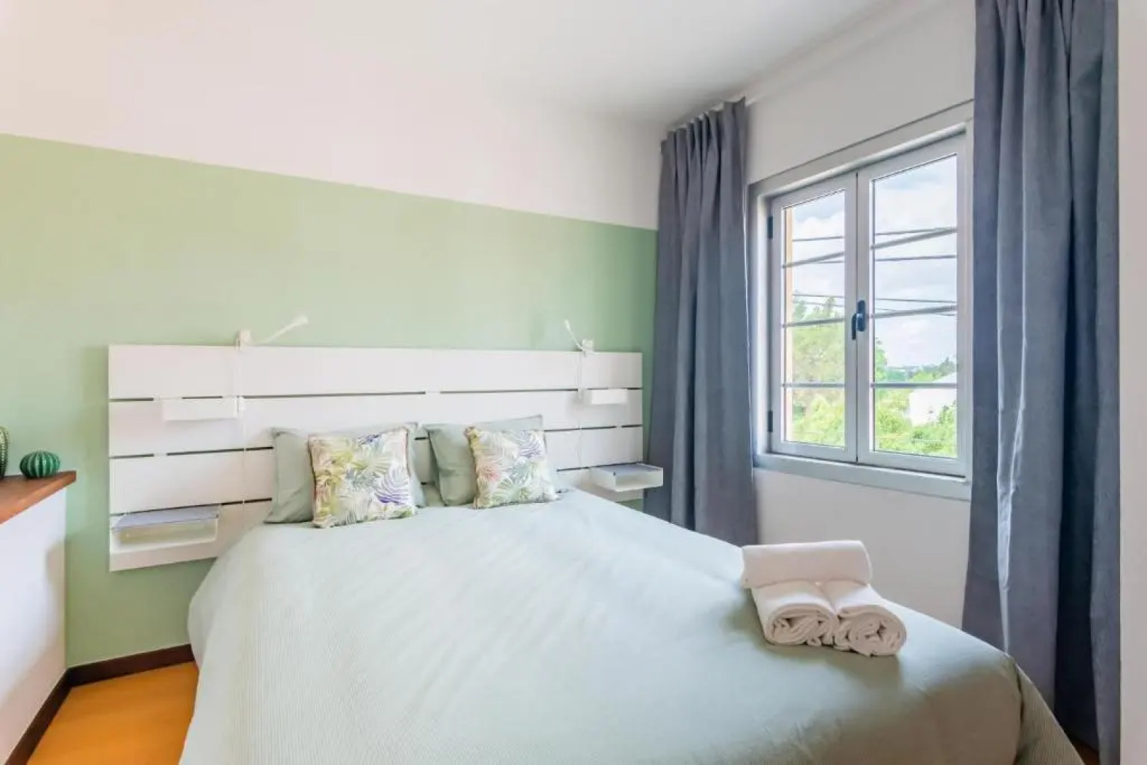 Mirasol - Casa com pátio no centro de Anadia