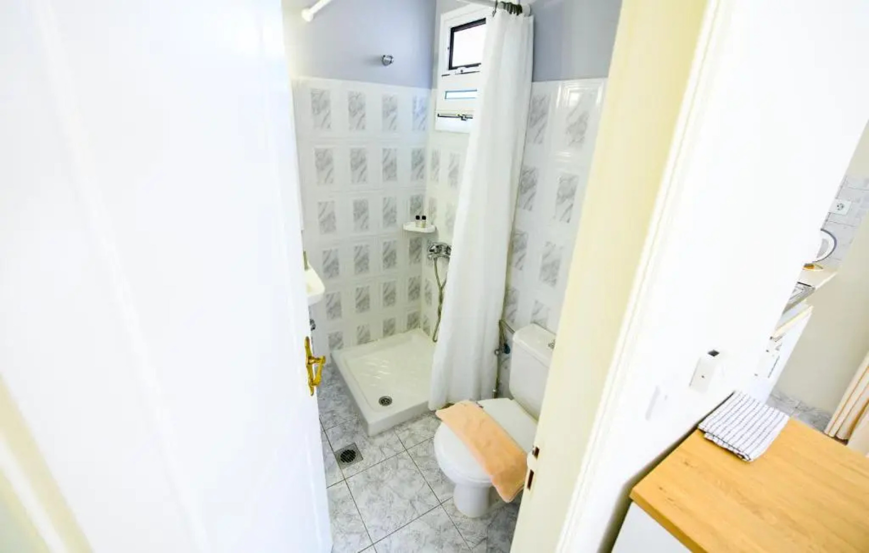 Pessada Bay Studios and Apartments