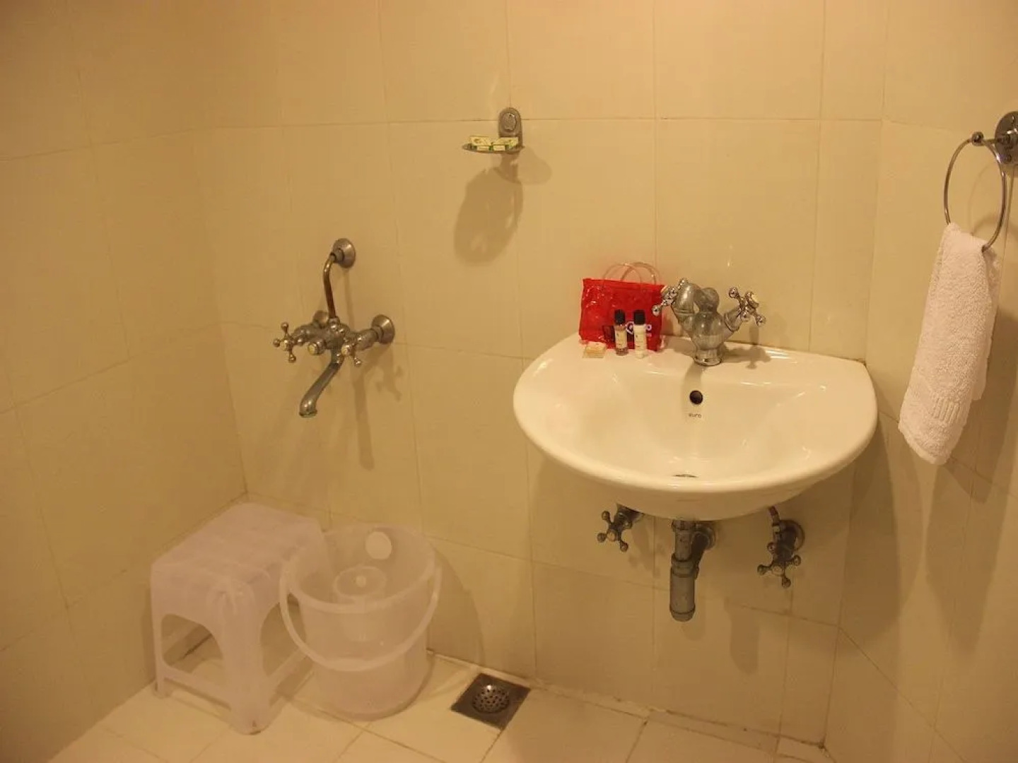 OYO 1697 Hotel PM Regency