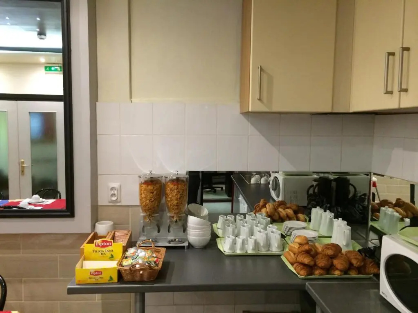 Hipotel Paris Voltaire Bastille