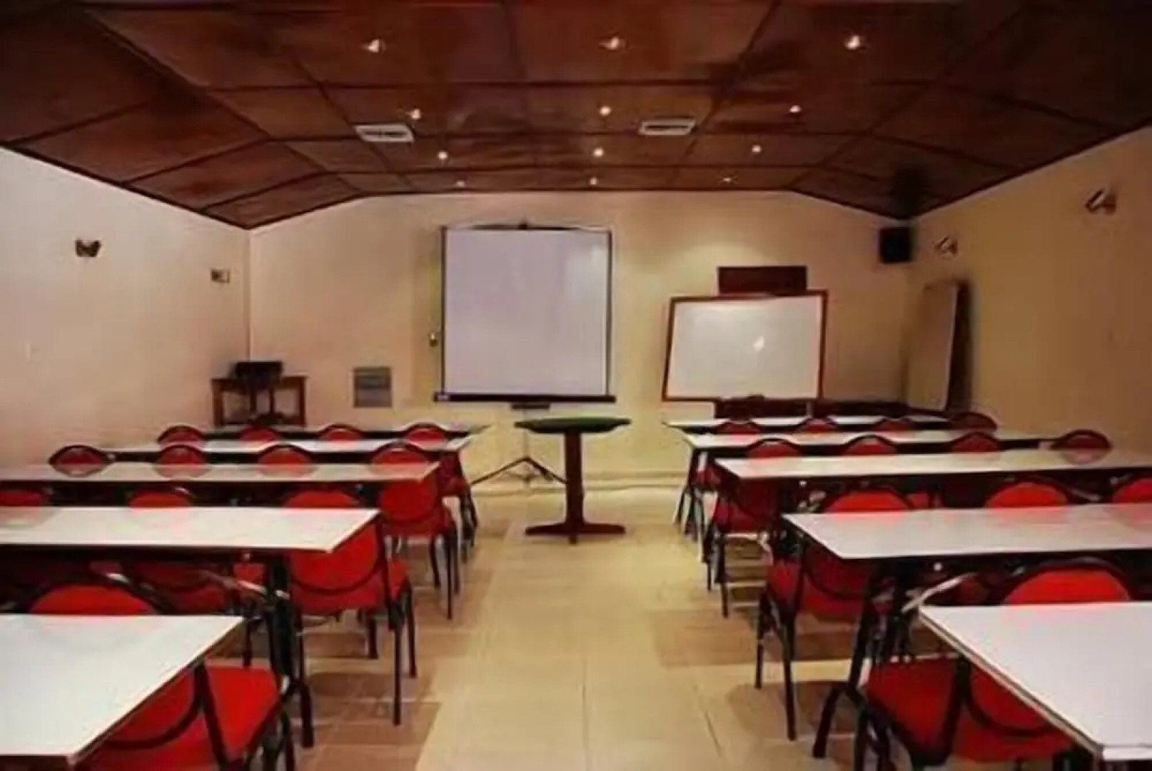 House Inn Apart Hotel