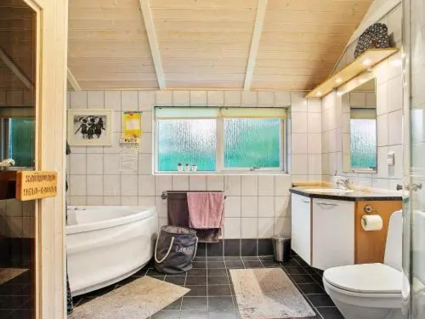 Four-Bedroom Holiday home in Løkken 10