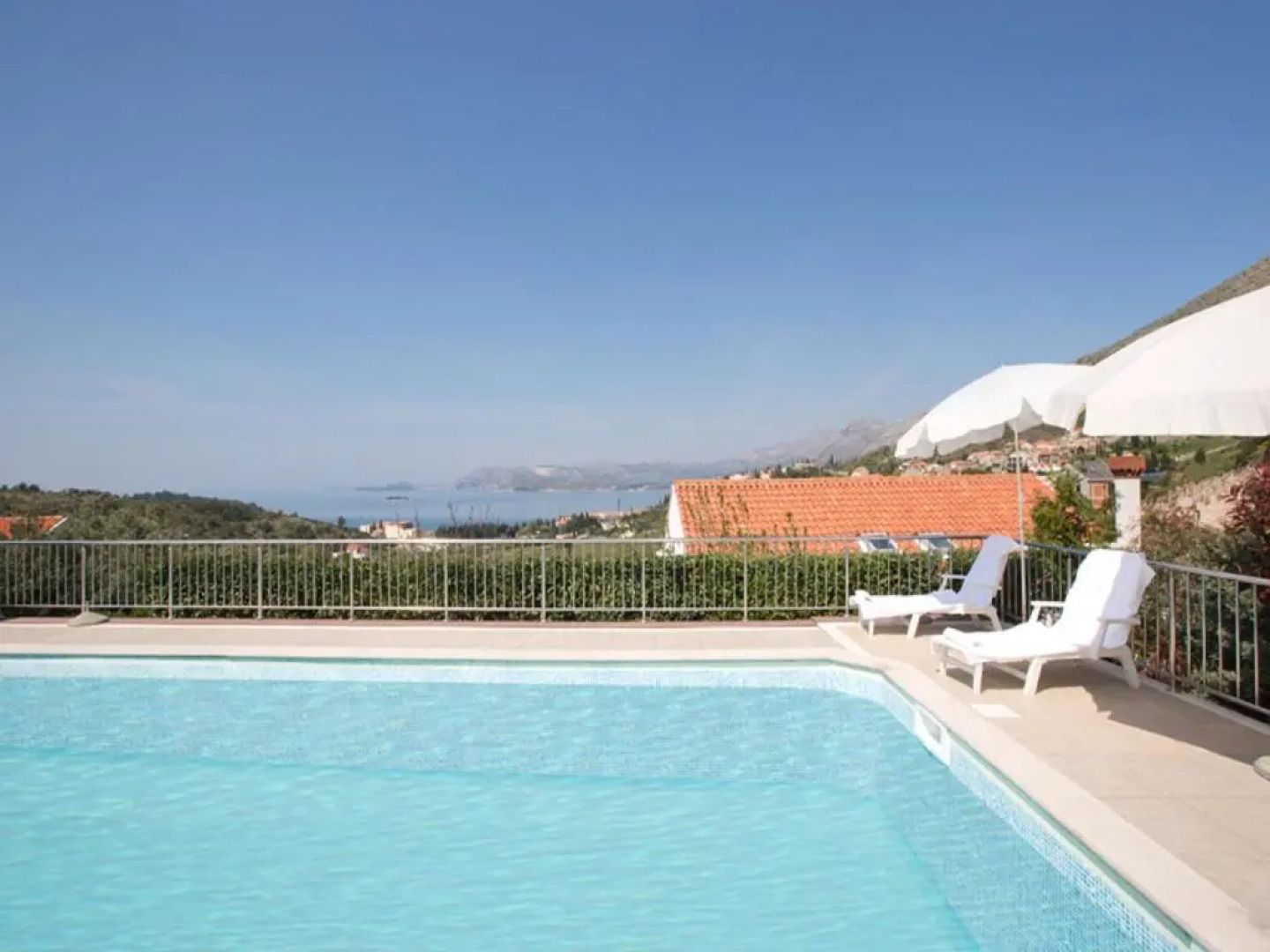 Apartments Carol Royal