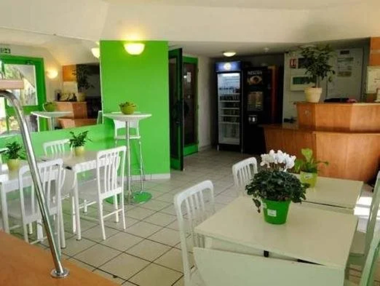 Lemon Hotel Plan de Campagne Marseille